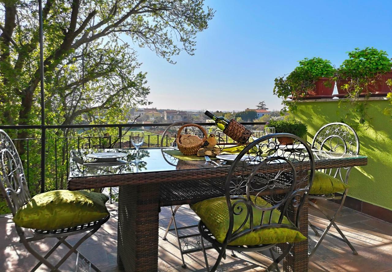 Apartman Ladybird Pula Exterior photo